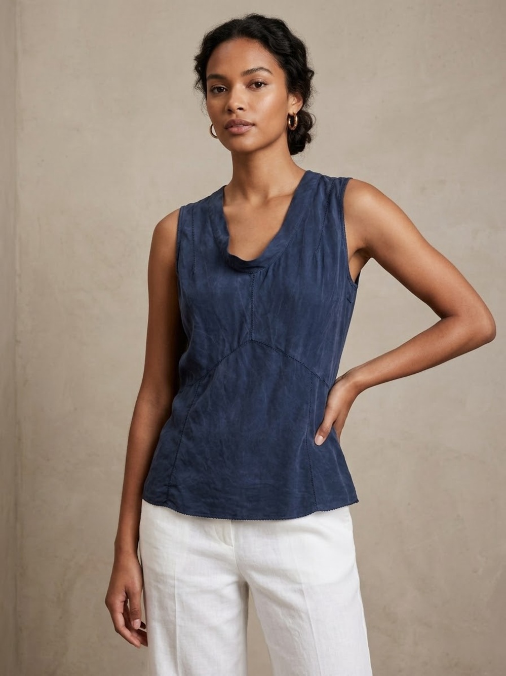 Tory Burch 100% Silk Blouse Tank in Navy , size 6